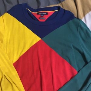 Tommy Hilfiger multi color crew neck